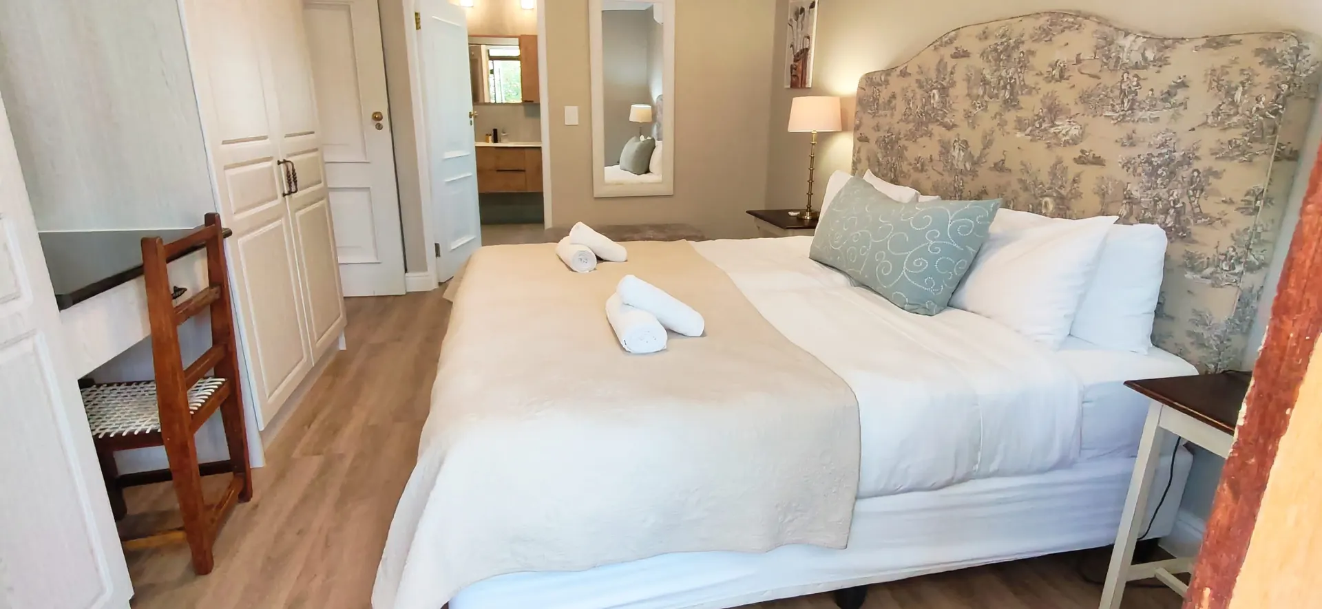 Lodge 29 — Bedroom_1