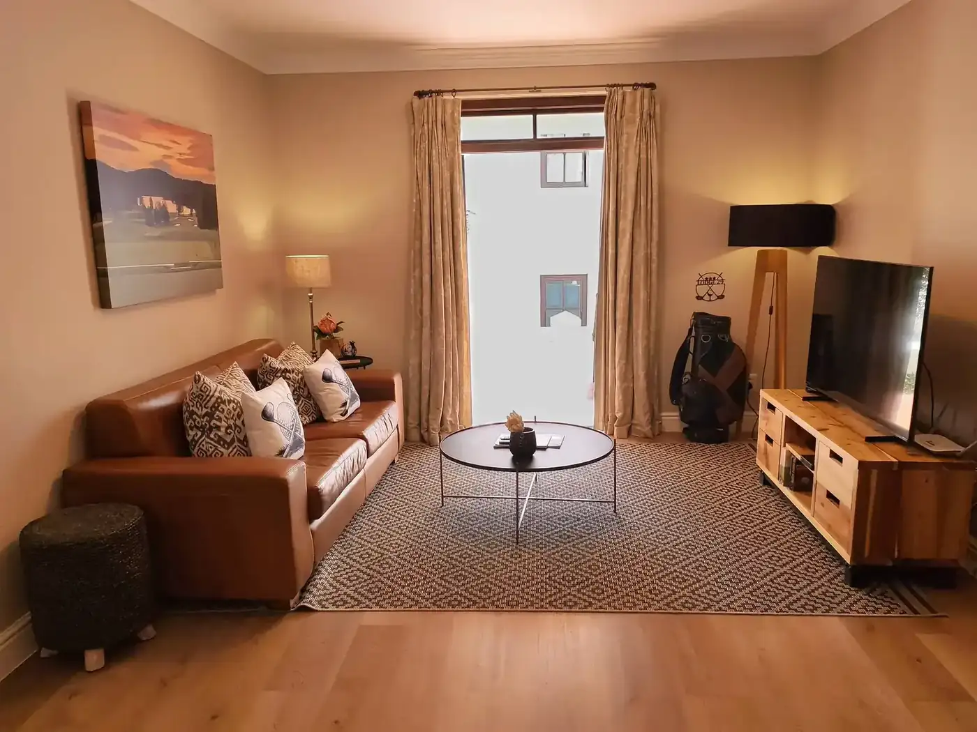 Lodge 29 open-plan lounge with garden views