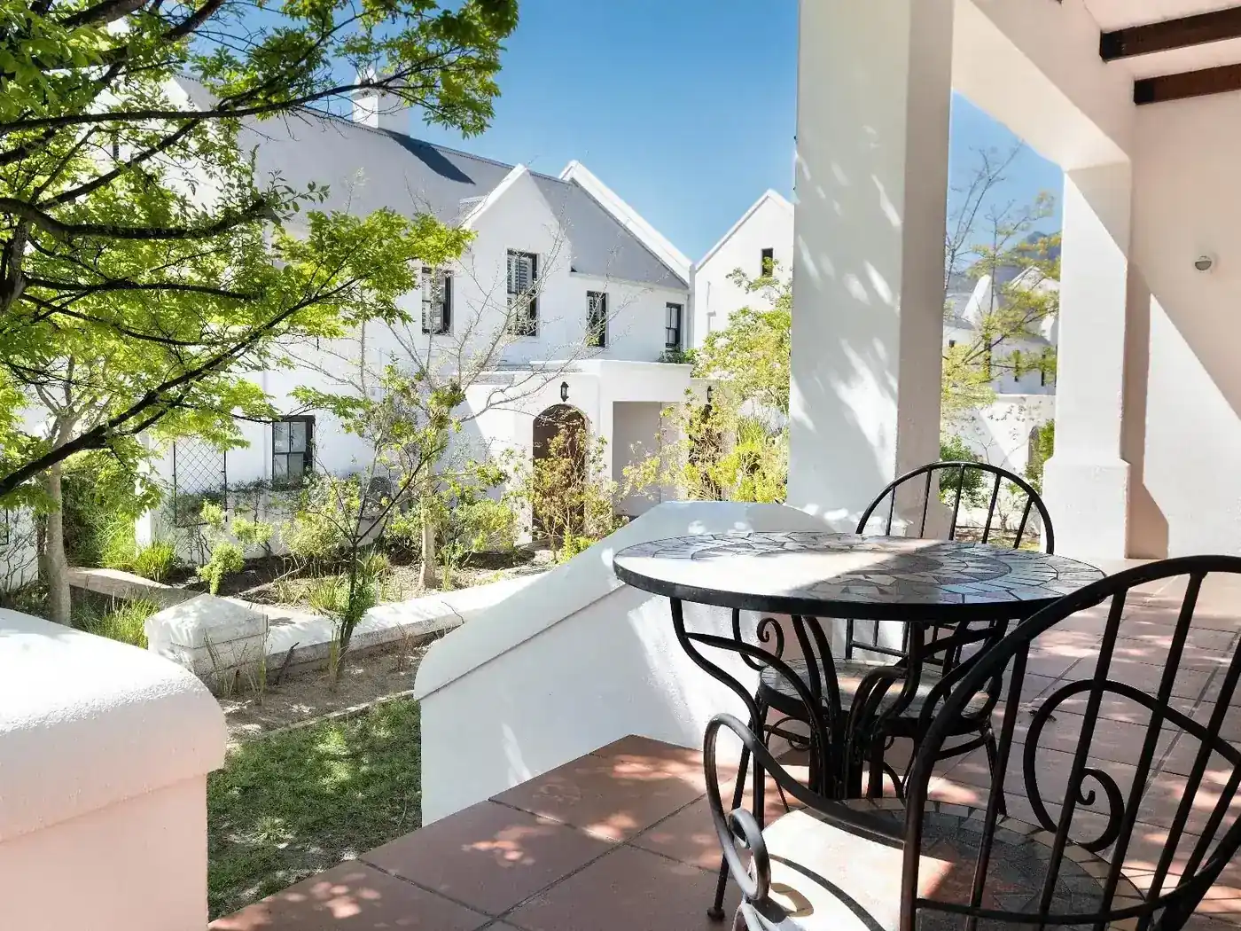 Lodge 13 exterior — 2-bedroom self-catering lodge at De Zalze Winelands Golf Estate, Stellenbosch