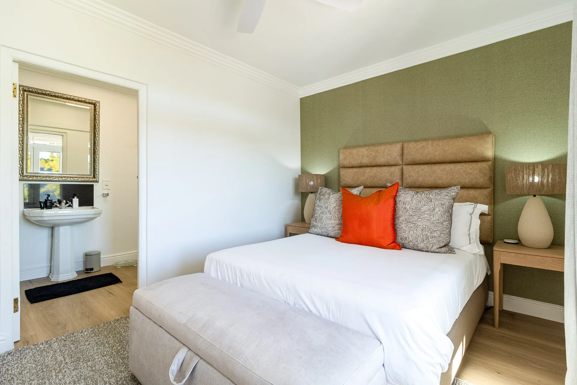 Lodge 27 bedroom