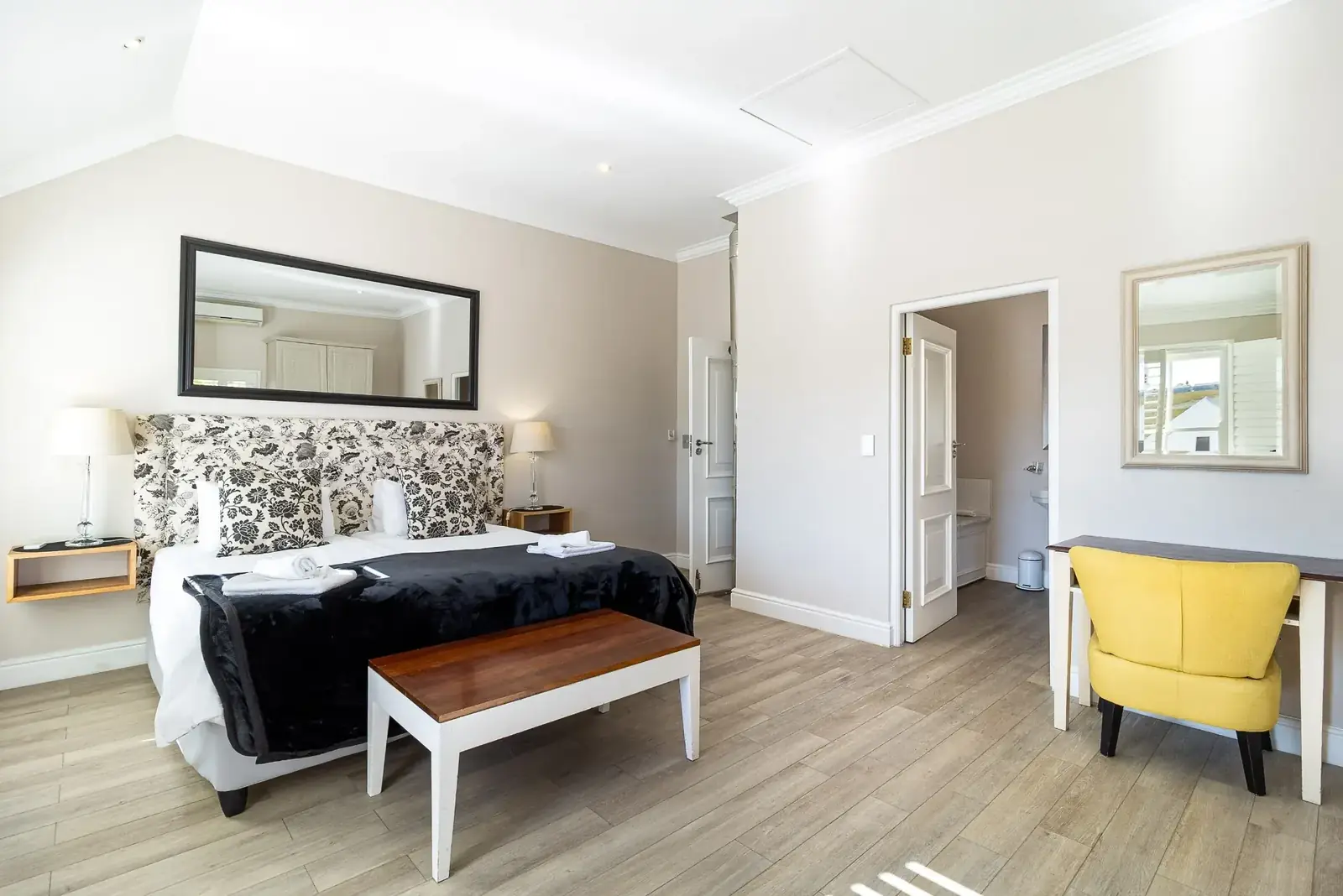 Lodge 24 — winelands-18