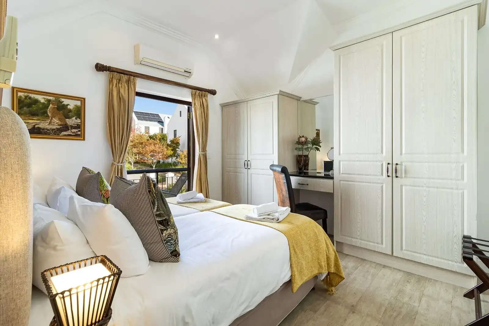 Lodge 14 — winelands-5